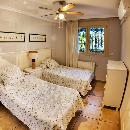 Holiday home Amanecer Con Piscina Privada *